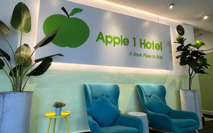 Apple 1 Hotel Queensbay