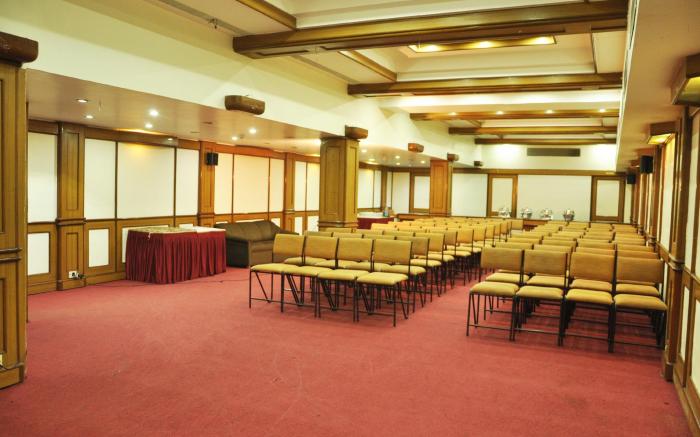 Avon Ruby Hotel