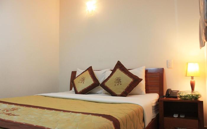 Giang Son 2 Hotel