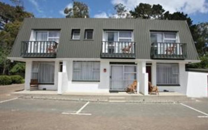 Queens Park Motels