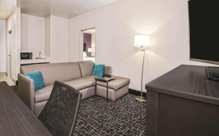 La Quinta Inn & Suites by Wyndham Corpus Christi - Portland