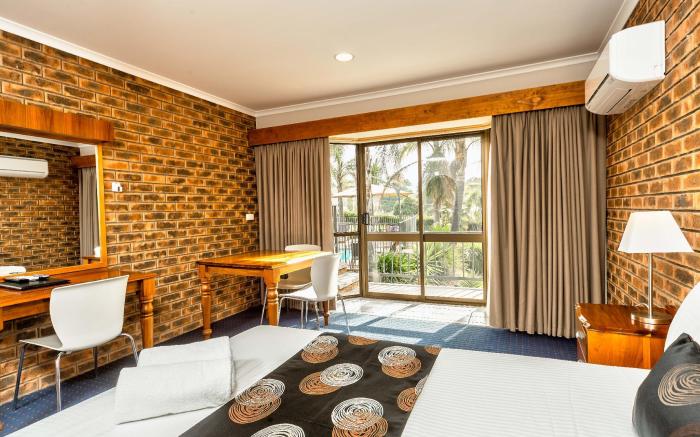 Hume Country Motor Inn
