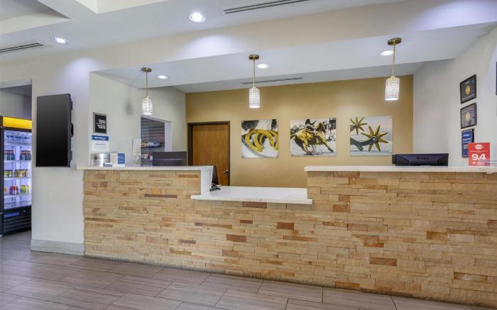 Best Western Plus Lampasas Inn & Suites