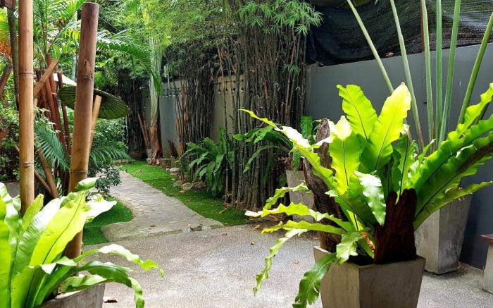 Sairee Sairee Guesthouse