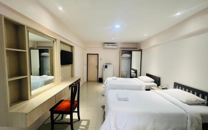 Golden House Service Apartment