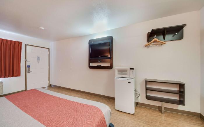 Motel 6 Brownsville, TX - North