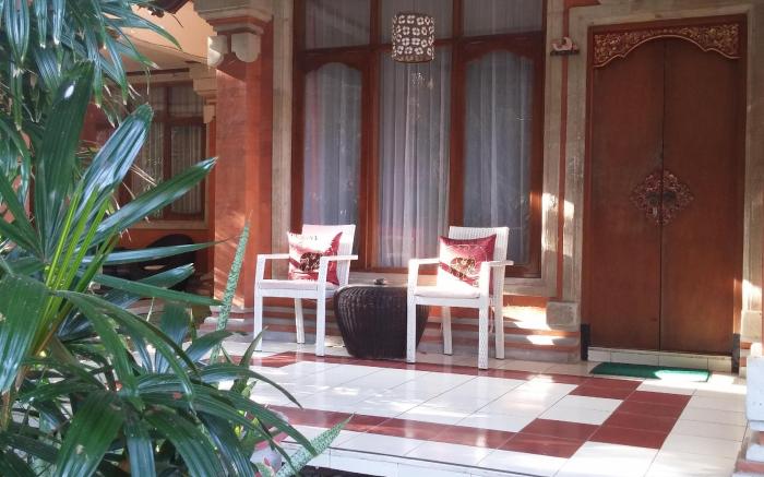 Puri Naga Beachfront Cottages