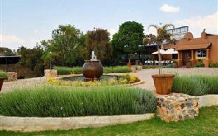 Riverstone Lodge