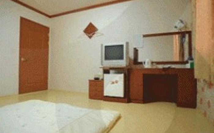 Goodstay Equus Motel