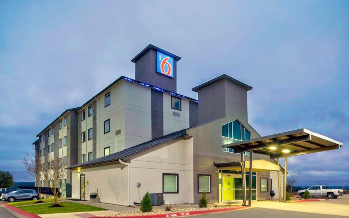 Motel 6 Marble Falls, TX