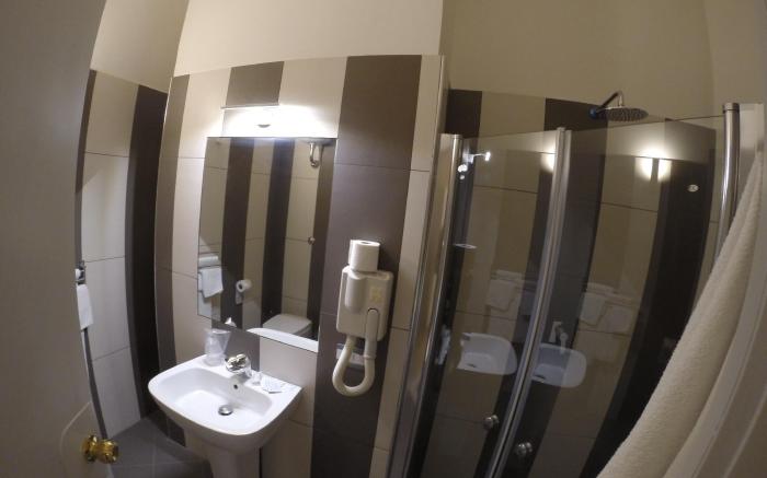 Up Hotel