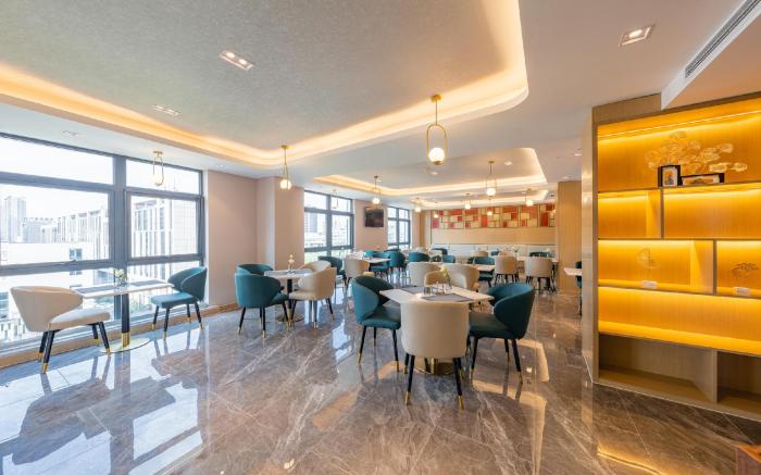 Atour Hotel Wuxi Huishan Wanda Plaza