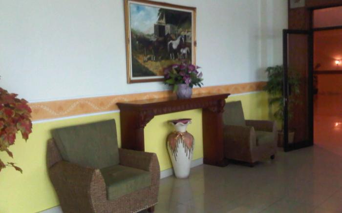 Larisae Setia Kawan Hotel