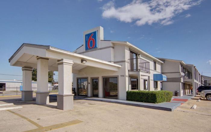Motel 6 Lancaster, TX - DeSoto - Lancaster