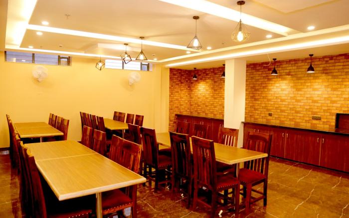HOTEL GRAND KUKAS RESIDENCY