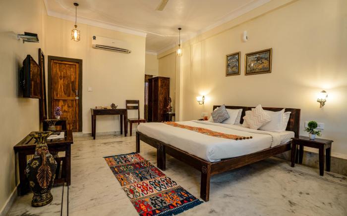 Tripli Hotels Shiv Villas