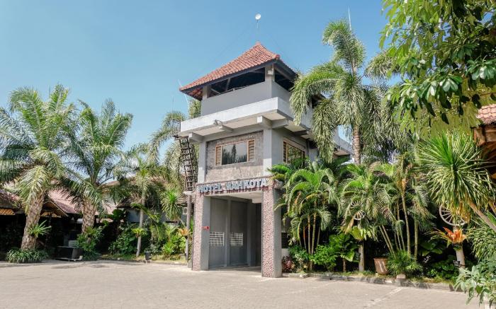 Hotel Mahkota Plengkung