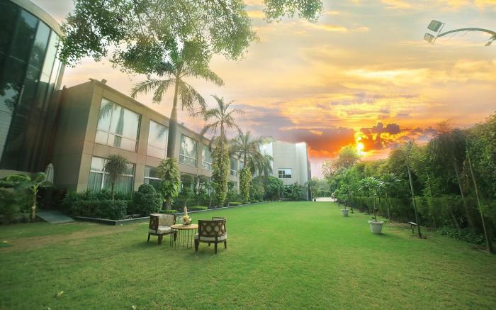 Park Boulevard Hotel