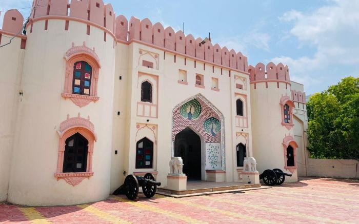 Sajjan Bagh Resort