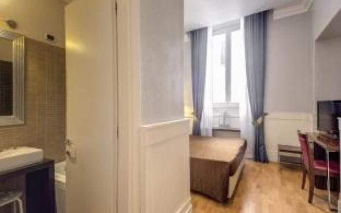 939 Hotel