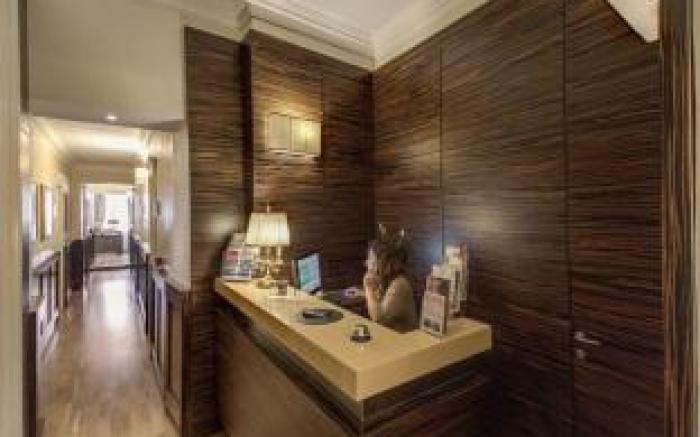 939 Hotel