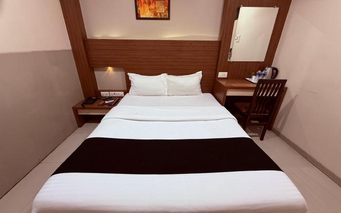 Hotel Alka Residency