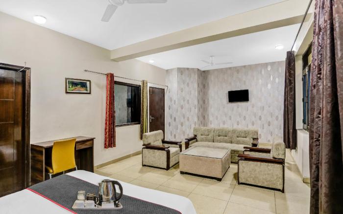 OYO 85382 Essendi Hospitalities LLP-2