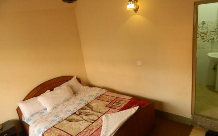Om Tara Guest House