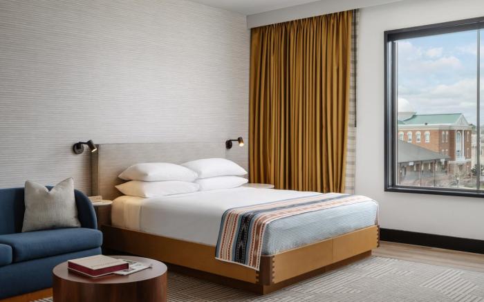 Hotel Tupelo, a Wyndham Hotel