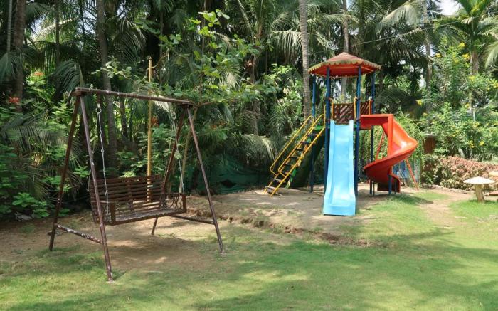 Raj Resort