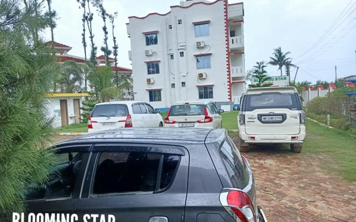 BLOOMING STAR GUEST HOUSE MANDARMANI