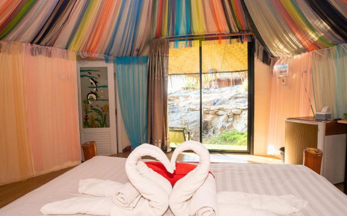 Paree Hut Resort
