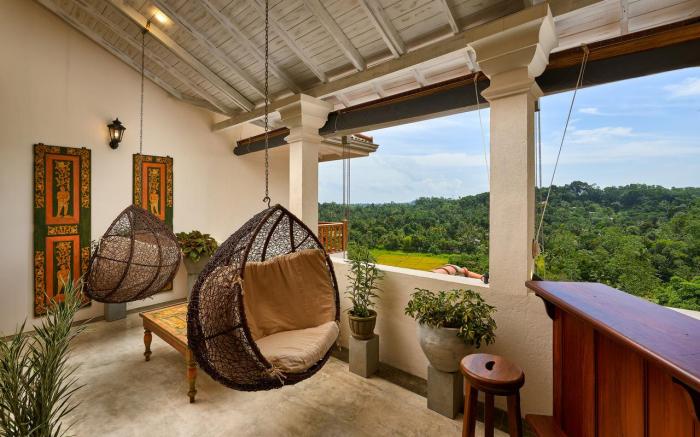 Villa the Divine