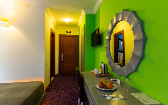 MENE CITY HOTEL