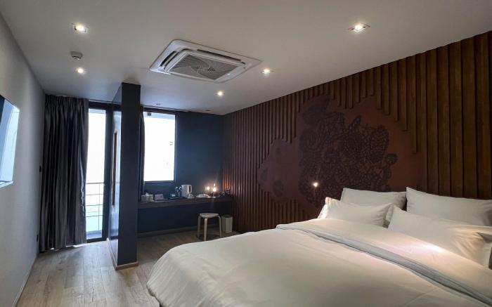The Nhorm Hotel