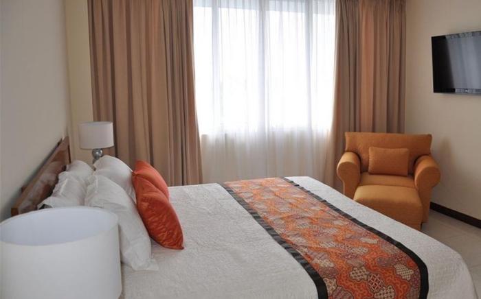 Dermaga Keluarga Hotel