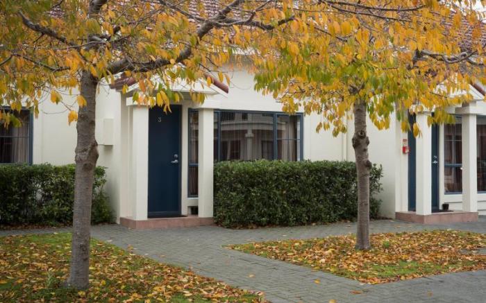Aubyn Court Spa Motel