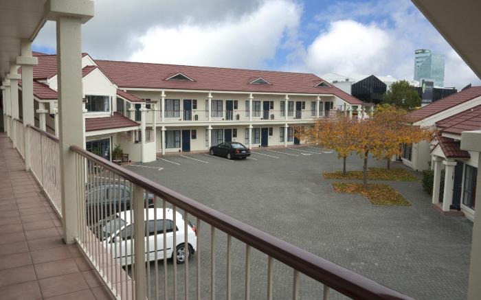 Aubyn Court Spa Motel