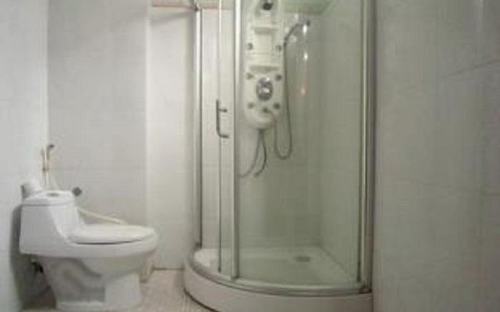 Quynh Huong Hotel - Phan Dang Luu street