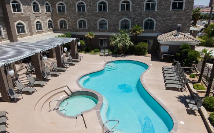 Best Western PLUS Abbey Inn
