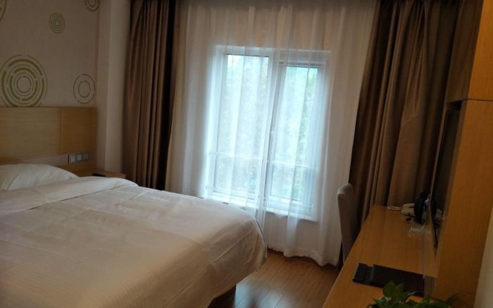 GreenTree Inn Tianjin Dongli Development Zone Huaming Town Airport Express Hotel