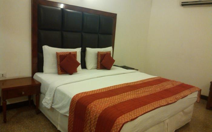 Lavanya Motel