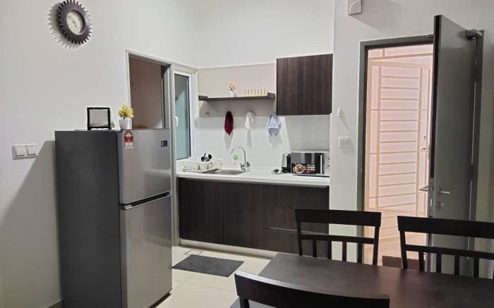 EnjoySunset @ Mesahill Cozy+Comfort Condo 100MBPs