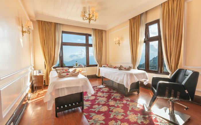 The Elgin Mount Pandim-Pelling