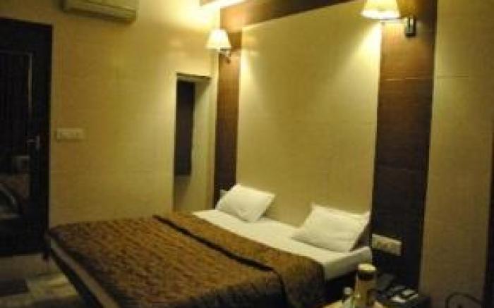Hotel Golden Deluxe