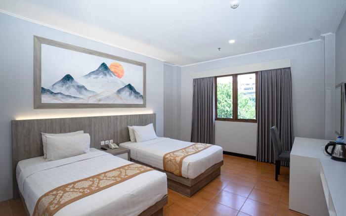 Front One HK Resort Simpanglima