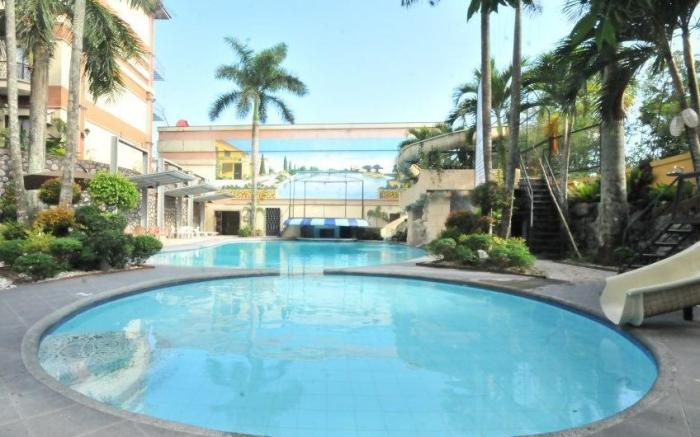Queen Margarette Hotel