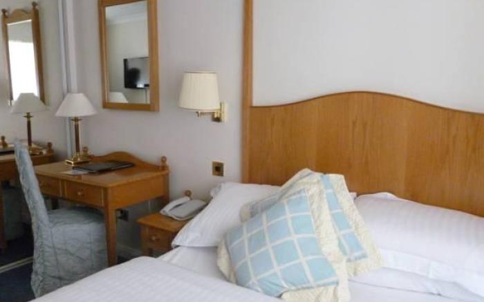 Avonbridge Hotel