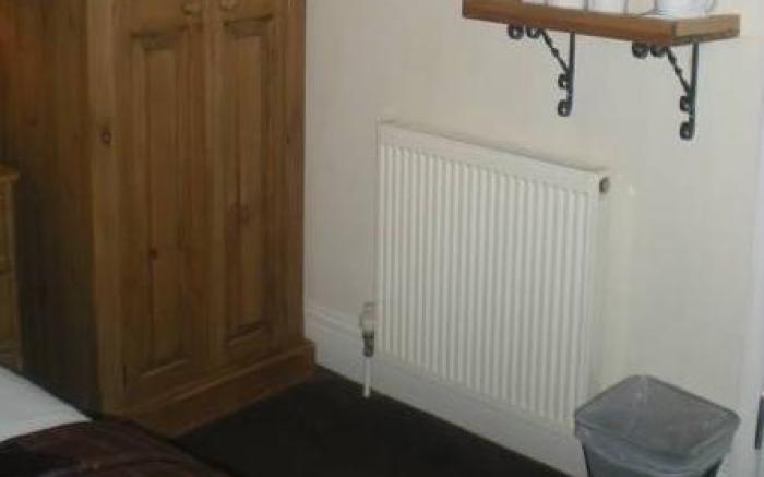 Elmswood Guest House