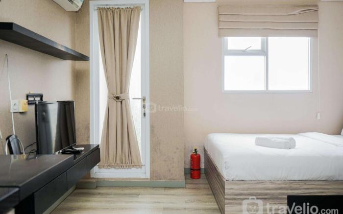 Modern & Homey Studio at Bintaro Icon By Travelio